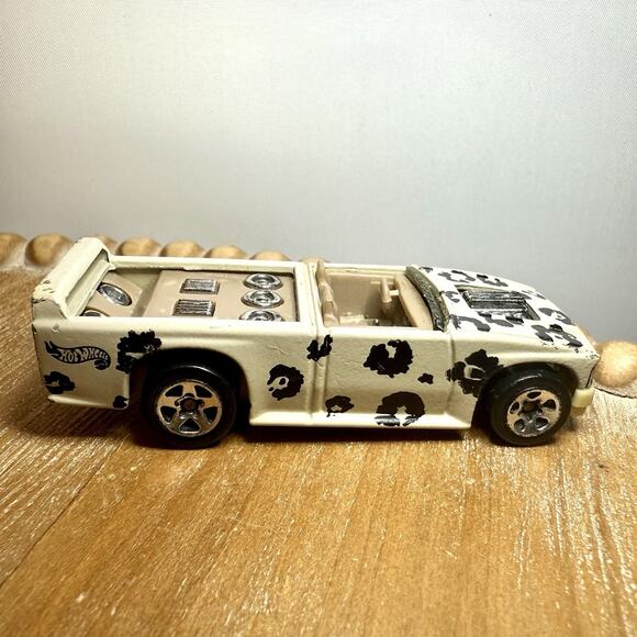 Hot Wheels Wind Splitter Corvette Bus Matchbox Audi Avis Peugeot Quasar Lot 6 - Picture 11 of 16